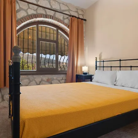 Villa Fiore Levante Marathiás