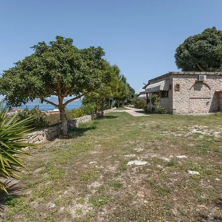 Fiore Levante Villa *