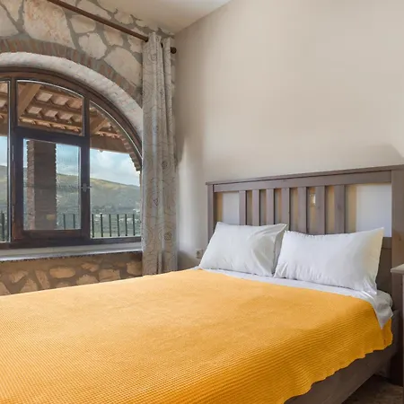 Fiore Levante Villa